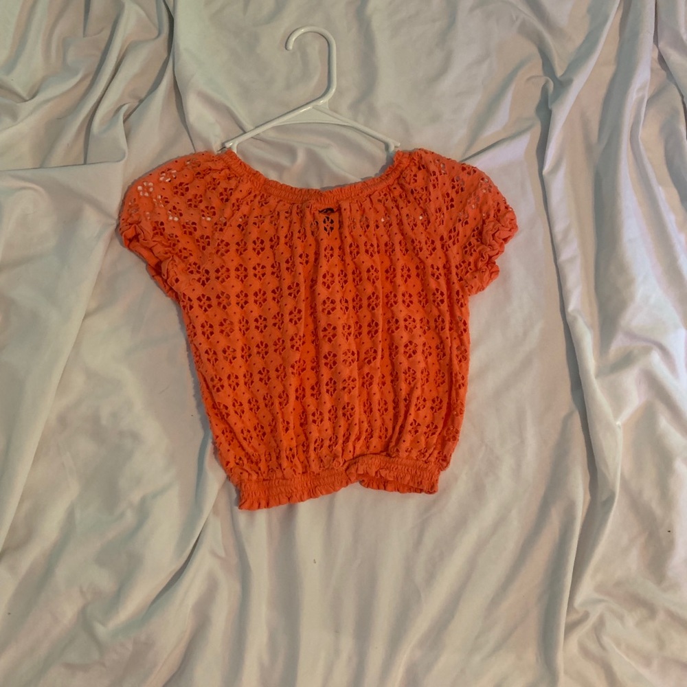 Crop top